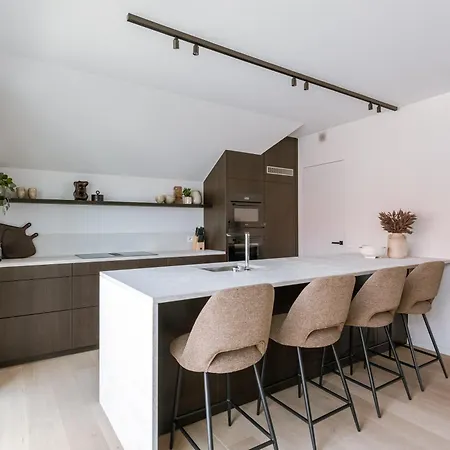 Apartment Seaholiday Met Zicht Op De Jachthaven Nieuwpoort