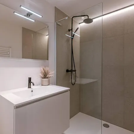Apartment Seaholiday Met Zicht Op De Jachthaven Nieuwpoort