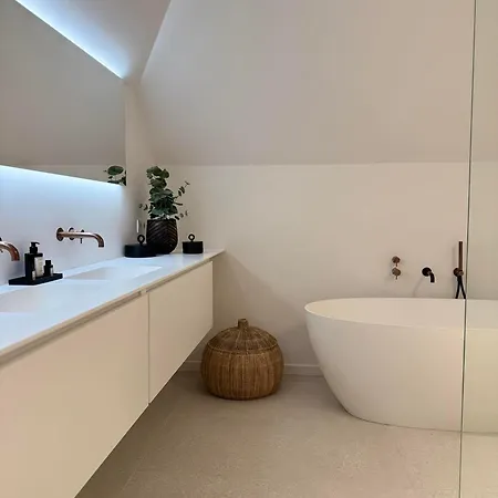 Seaholiday Met Zicht Op De Jachthaven Apartment